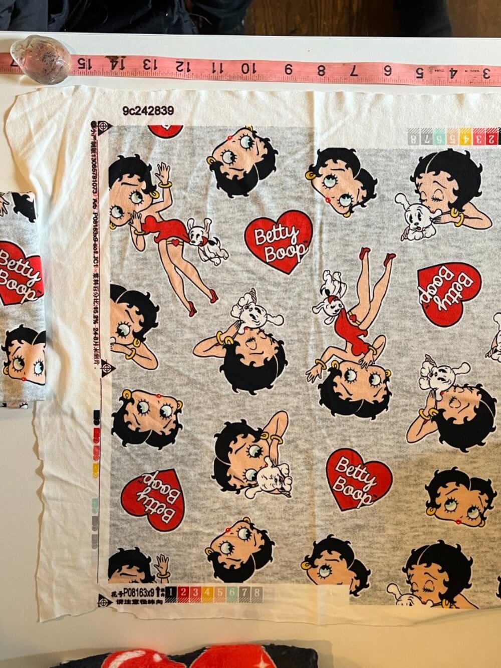11 pc set Betty Boop fabric scrap - bundle 4 - Picture 4 of 10